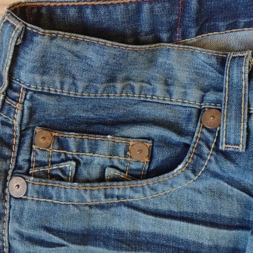 True Religion Blue Bobby Medium Wash Y2K Denim Baggy Jeans Size 38